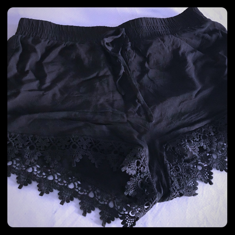 Cute black shorts with fringe
